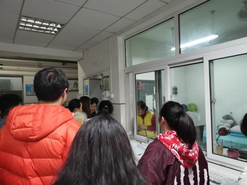 cb15defb01954ac982fb8e0d12209589.jpg 14号楼送饺子.jpg