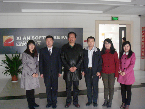 赛马会六合彩
领导一行与西安软件园负责人员合影 赛马会六合彩
领导一行与西安软件园负责人员合影