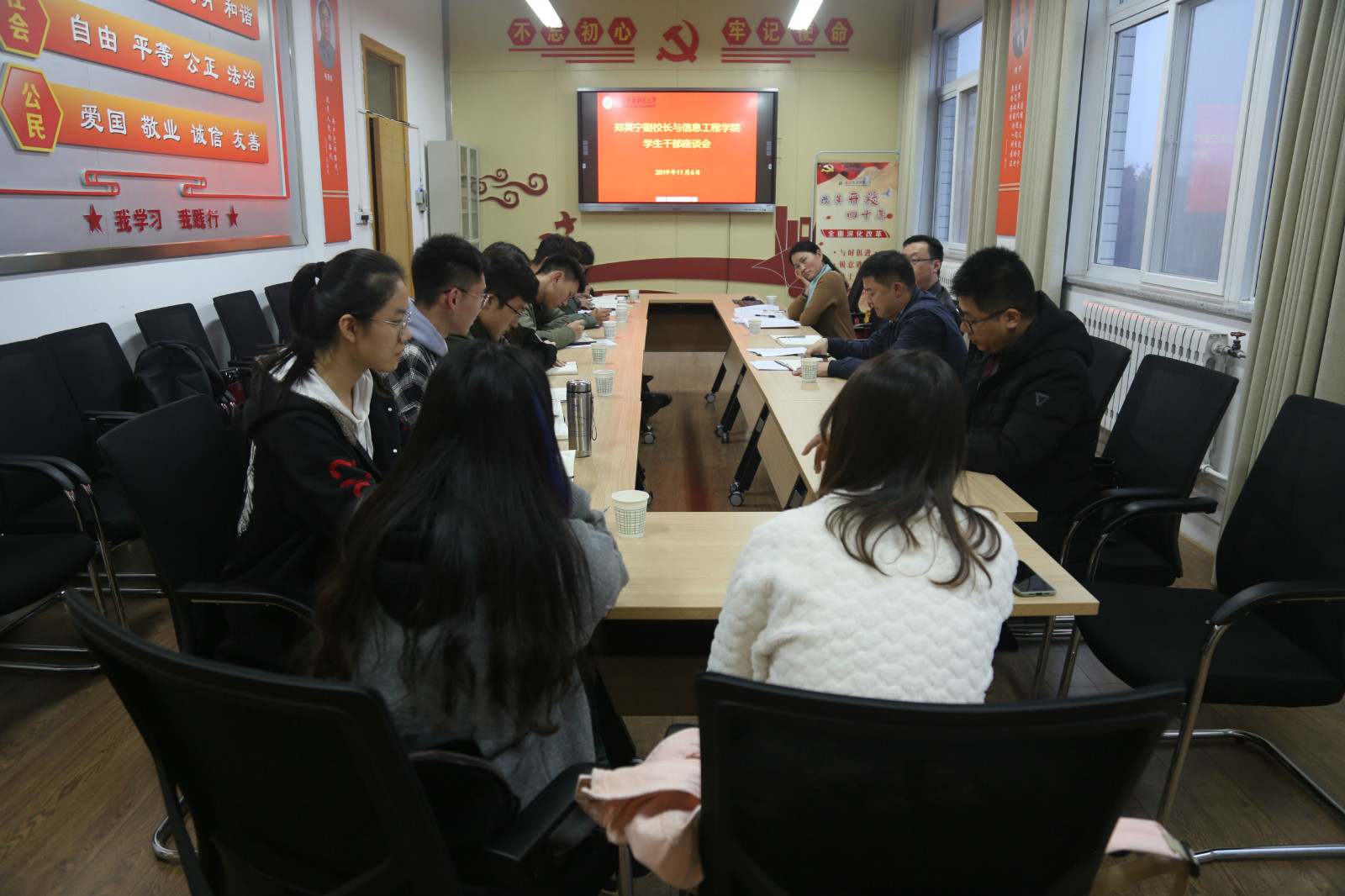 287d432d9f5d4f45a7aa529caa12333d.jpg 287d432d9f5d4f45a7aa529caa12333d.jpg