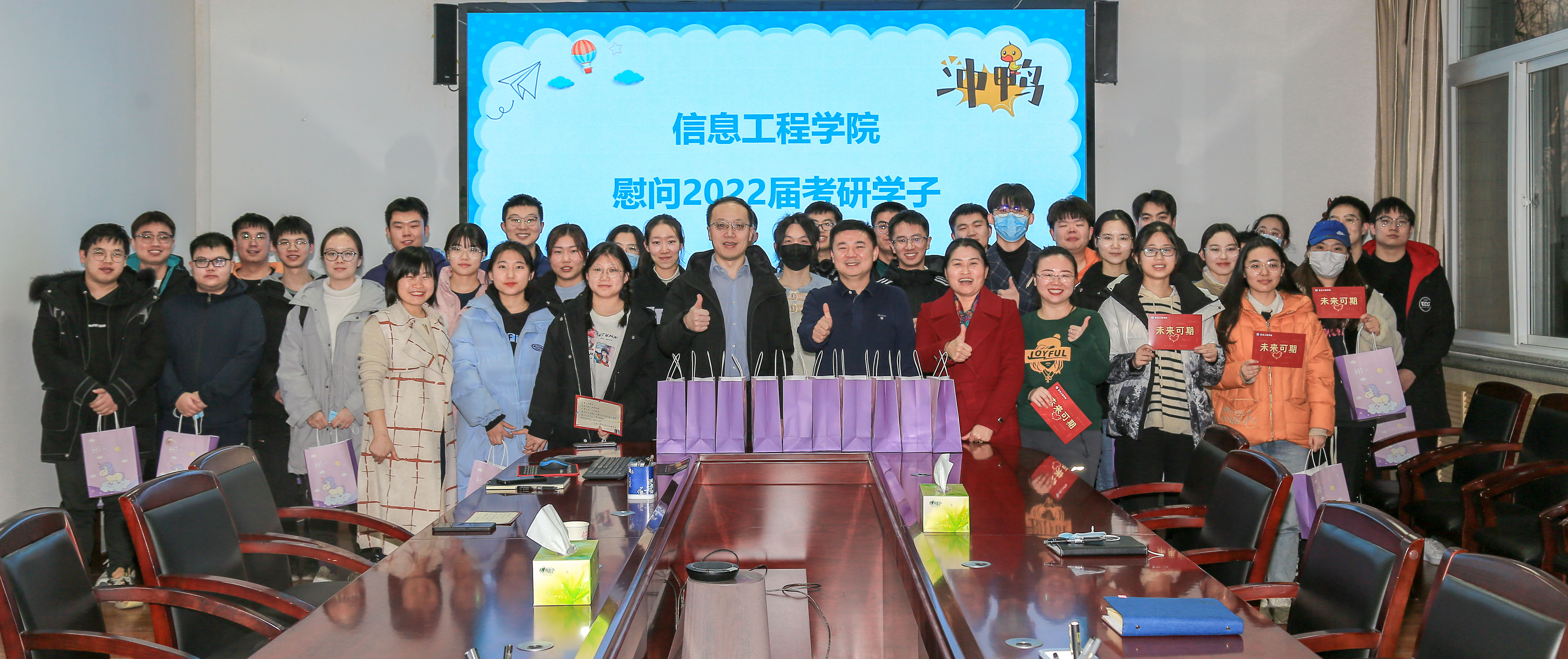 a4c0cfdd0063405898a7425fceff4c85.jpg a4c0cfdd0063405898a7425fceff4c85.jpg